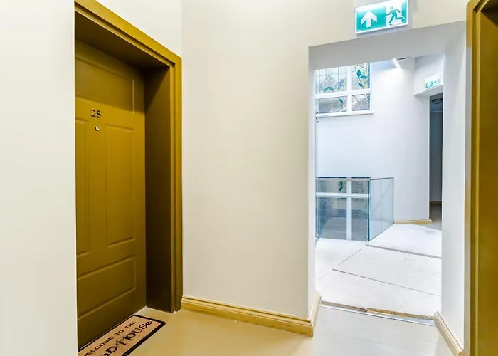 Very Berry Szálloda *